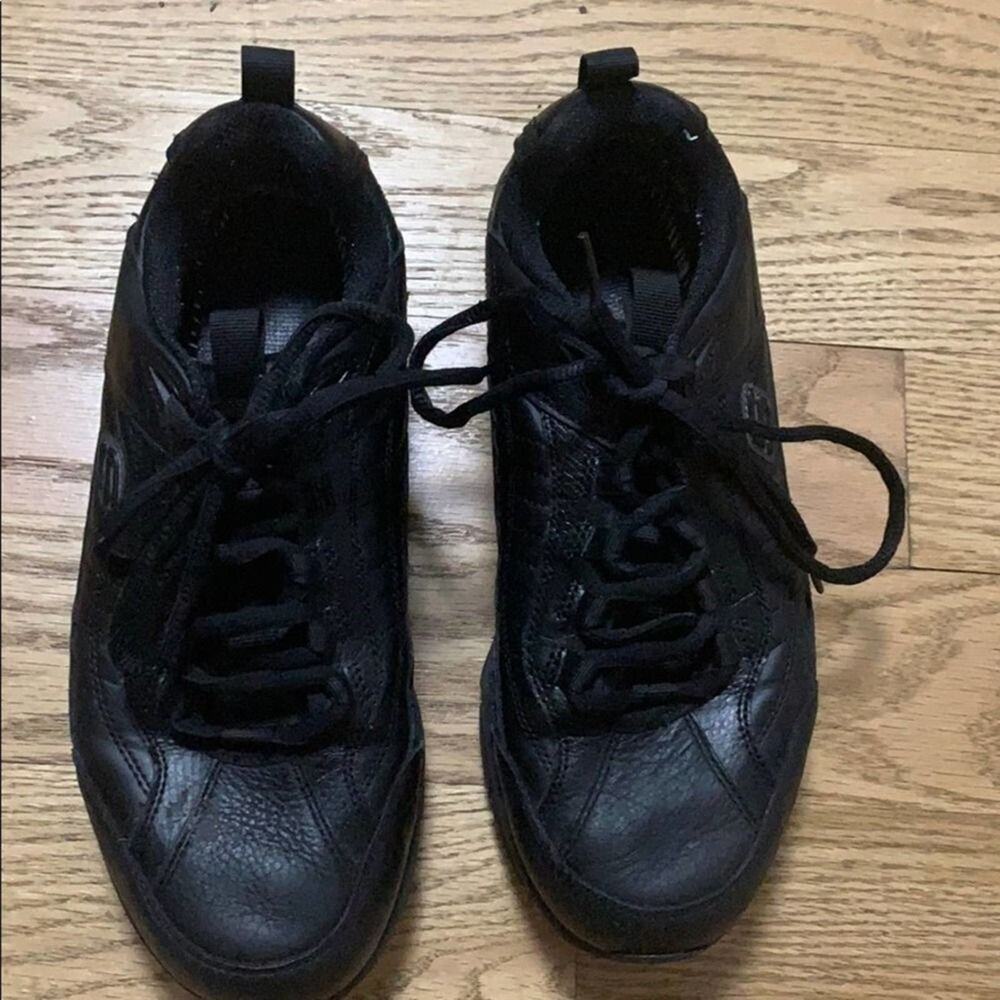 SKECHERS WORK RESALYTE LEATHER BLACK SHOE…